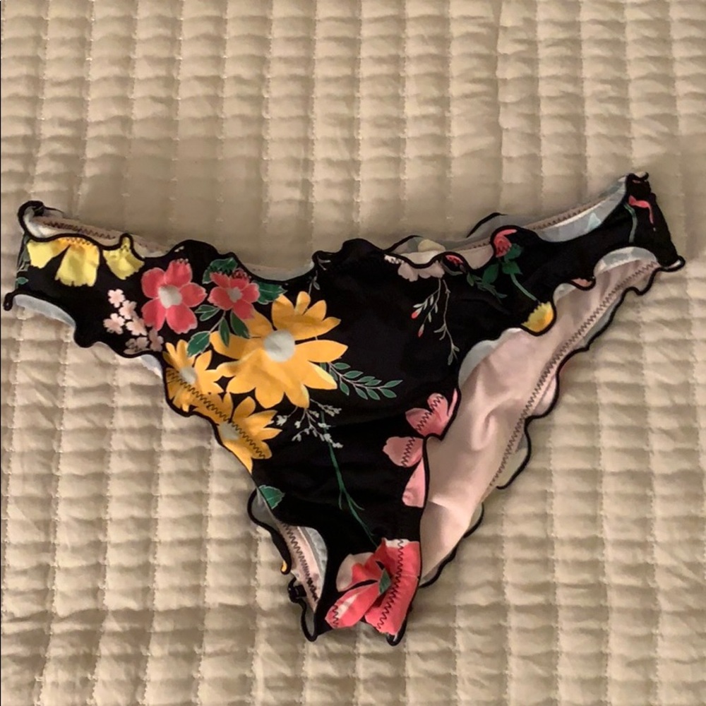 Never worn HOBIE cheeky bottoms